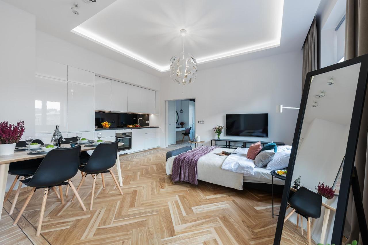 P&O Apartments Metro Politechnika Varşova Dış mekan fotoğraf